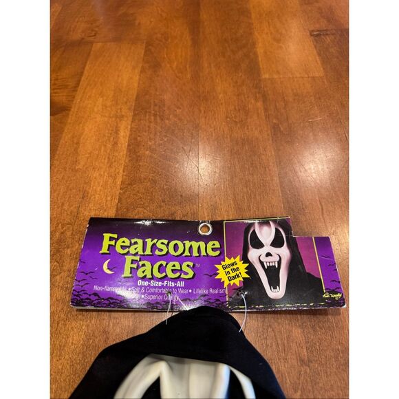 Vintage w tags fearsome faces scream mask glows in the dark - Picture 3 of 4